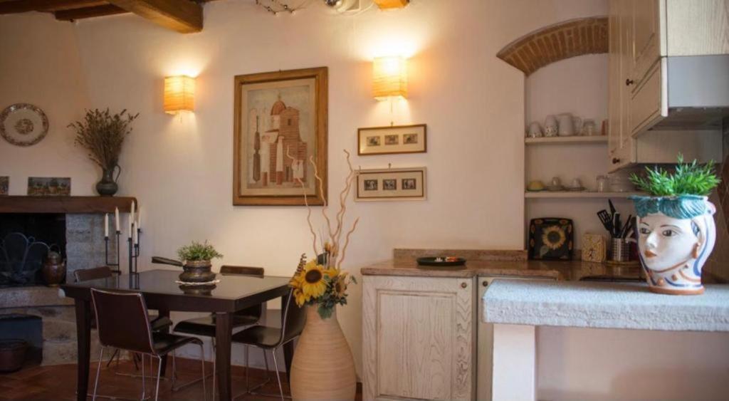 Antico Casale Il Fiorentino Apartment *